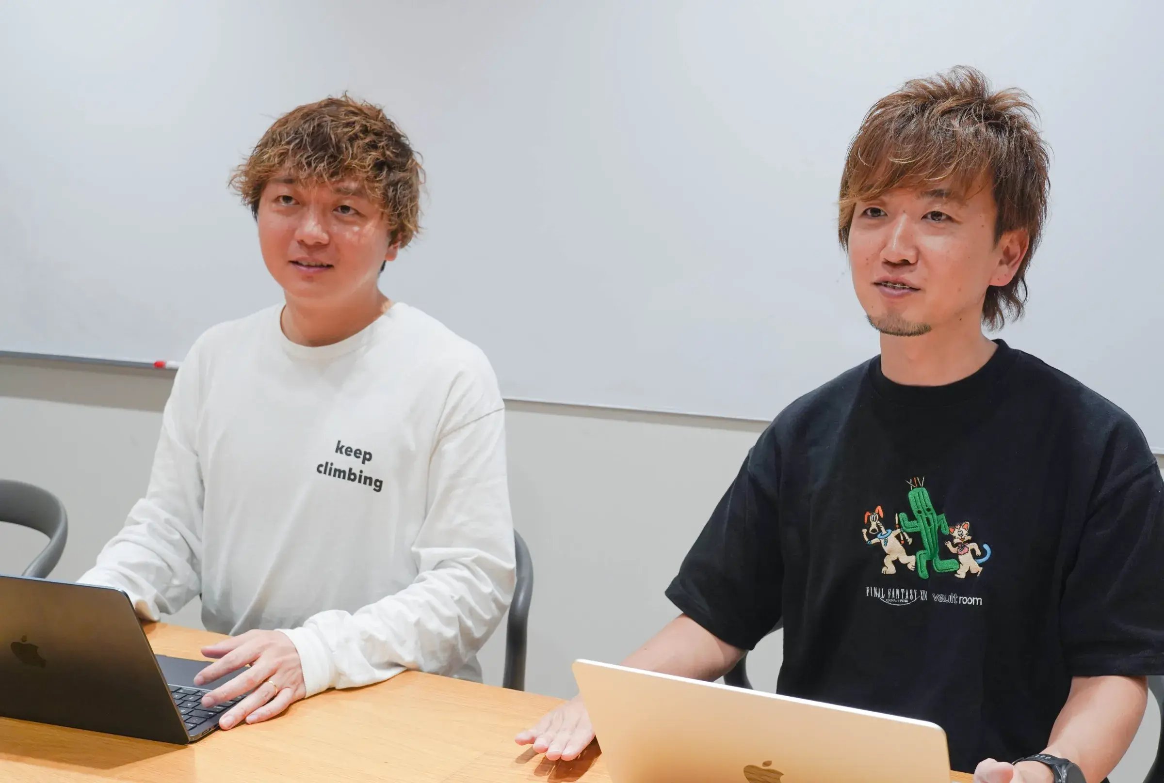 役員全員で体験セッションを受講。ベンチャーに特化した実践的なケーススタディが決め手に