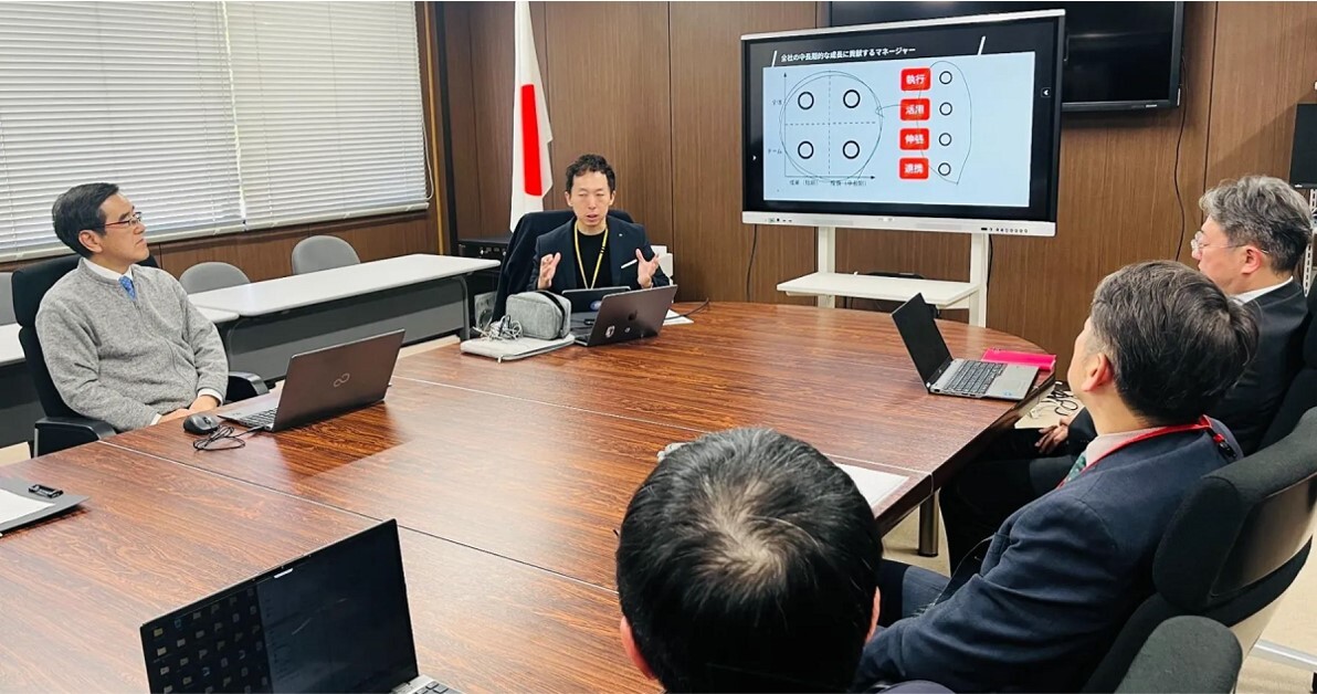 国立公文書館で管理職向け勉強会をCEO長村が実施しましたサムネイル画像